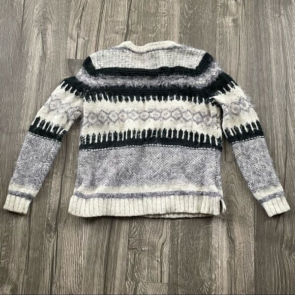 2/$20 Forever 21 Fuzzy Warm fair isle Printed Crewneck Sweater - Picture 11 of 11